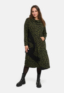 'Seriva' jurk – kunstzinnig, gezellig & figuurvriendelijk