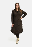 'Brunel' Abito – Cowl-Neck, arricciatura laterale & lunghezza midi