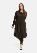 'Brunel' Abito – Cowl-Neck, arricciatura laterale & lunghezza midi