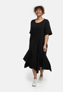 'Valeria' Jurk – vloeiend, modern & vrouwelijk