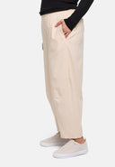 'Livia' Bukser – Bred Pasform, enkelt Design, & stræk