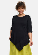 'Kira' Blouse – zacht, vloeiend & figuurvriendelijk