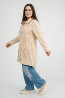 'Livia' Välikausitakki – pehmeä, yksityiskohtainen ja nykyaikainen