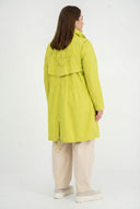 'Livia' Välikausitakki – pehmeä, yksityiskohtainen ja nykyaikainen