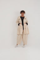Pantalon « Livia » – Coupe ample, design épuré et stretch